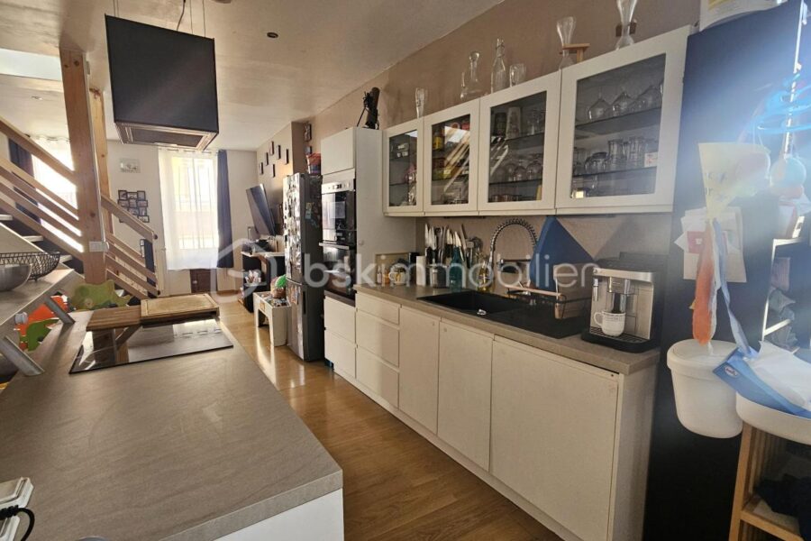 Maison à vendre à Remollon