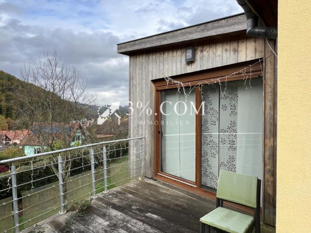 Jolie Maison à vendre bénéficiant d’une belle vue sur les va – 5 pièces – 3 chambres – 129 m²