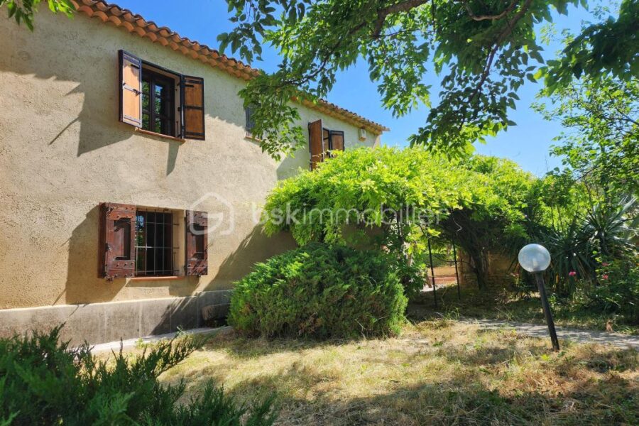 Maison à vendre à Cucuron