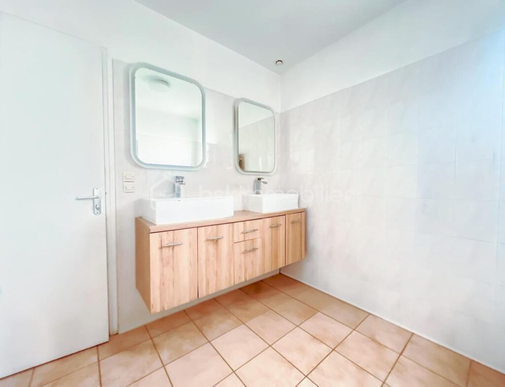 Maison 109m2 de plain pied Méjannes les Alès – 5 pièces – 3 chambres – 109 m²