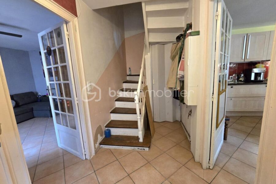 Maison à vendre à Limons