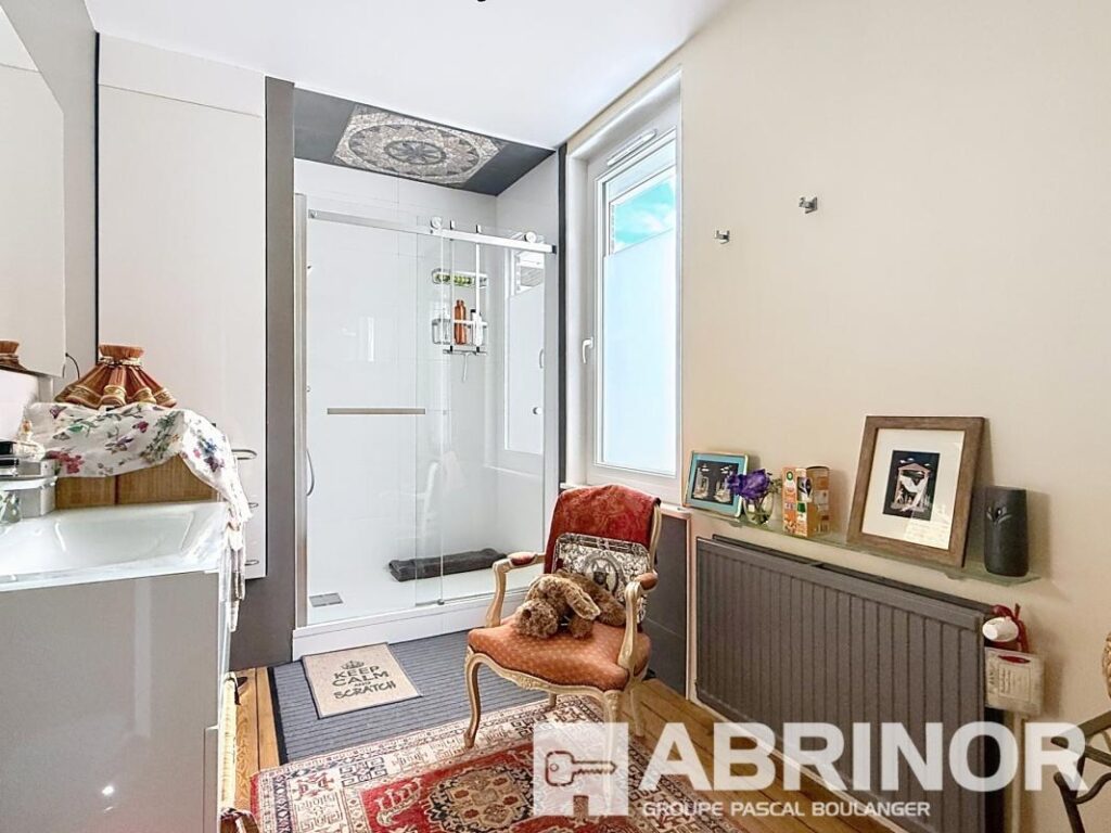 Maison de charme – Quartier Saint-Acheul – Amiens – 5 pièces – 3 chambres – 117 m²