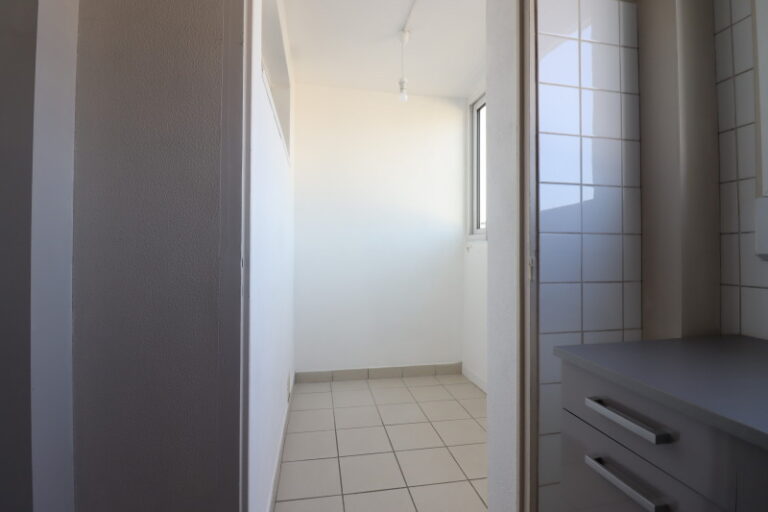 T4 – 4 pièces – 3 chambres – 80 m²
