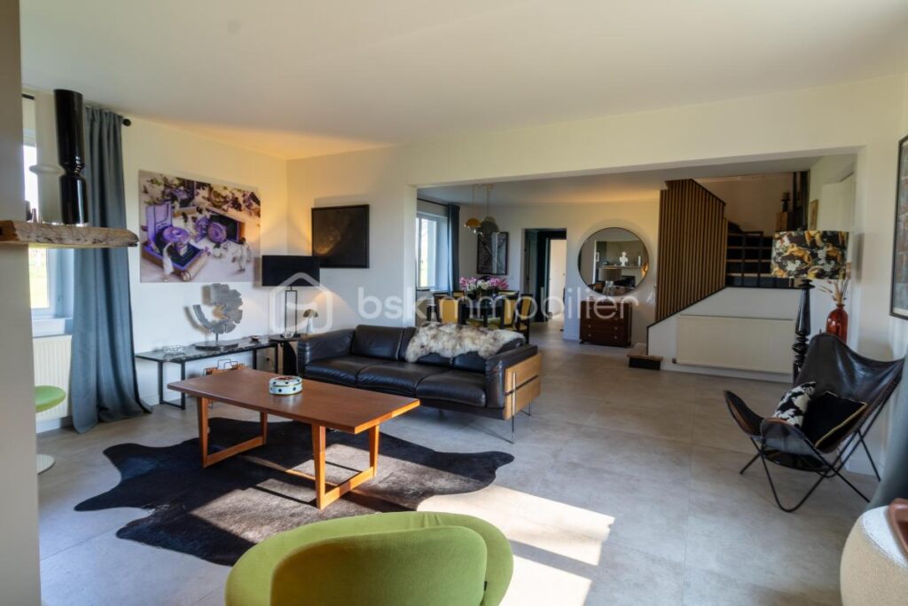 Propriété normande de caractère avec vue vallée –Cadre d’exception – – 7 pièces – 4 chambres – 187 m²