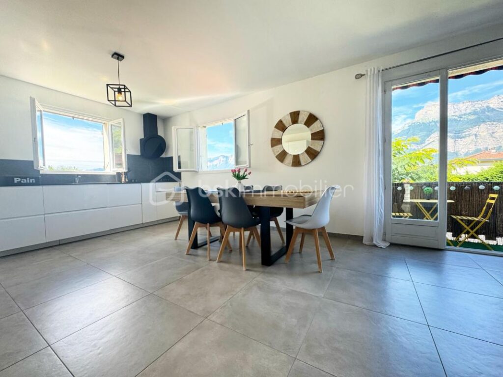 Maison à fort potentiel – 5 pièces – 3 chambres – 108 m²