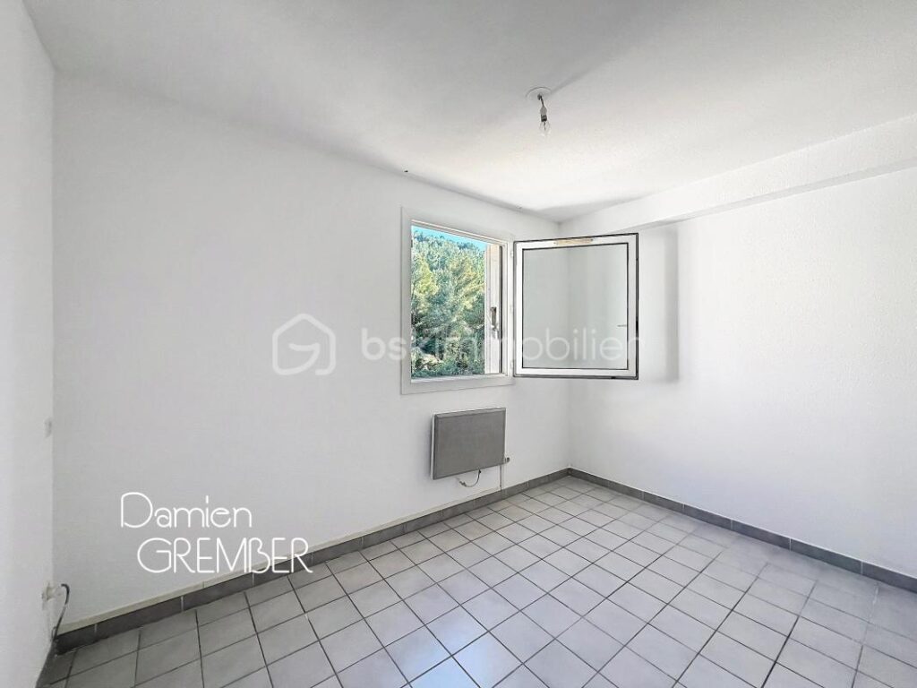 ✨ T3 avec Parking et terrasse au dernier étage dans résidence avec piscine 🏊‍♂️💦 – 3 pièces – 2 chambres – 51 m²