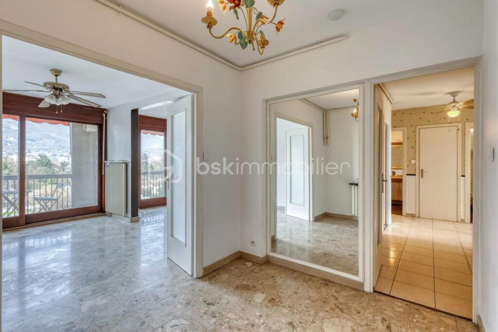 APPARTEMENT T4 93M² – 4 pièces – 2 chambres – 93 m²