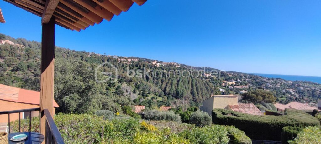 maison T2 Vue mer piscine rénové 2023 – 2 pièces – 1 chambre – 37 m²