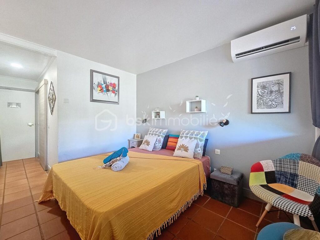 Studio Anse des Rochers plage et piscine – 1 pièce – 1 chambre – 29 m²