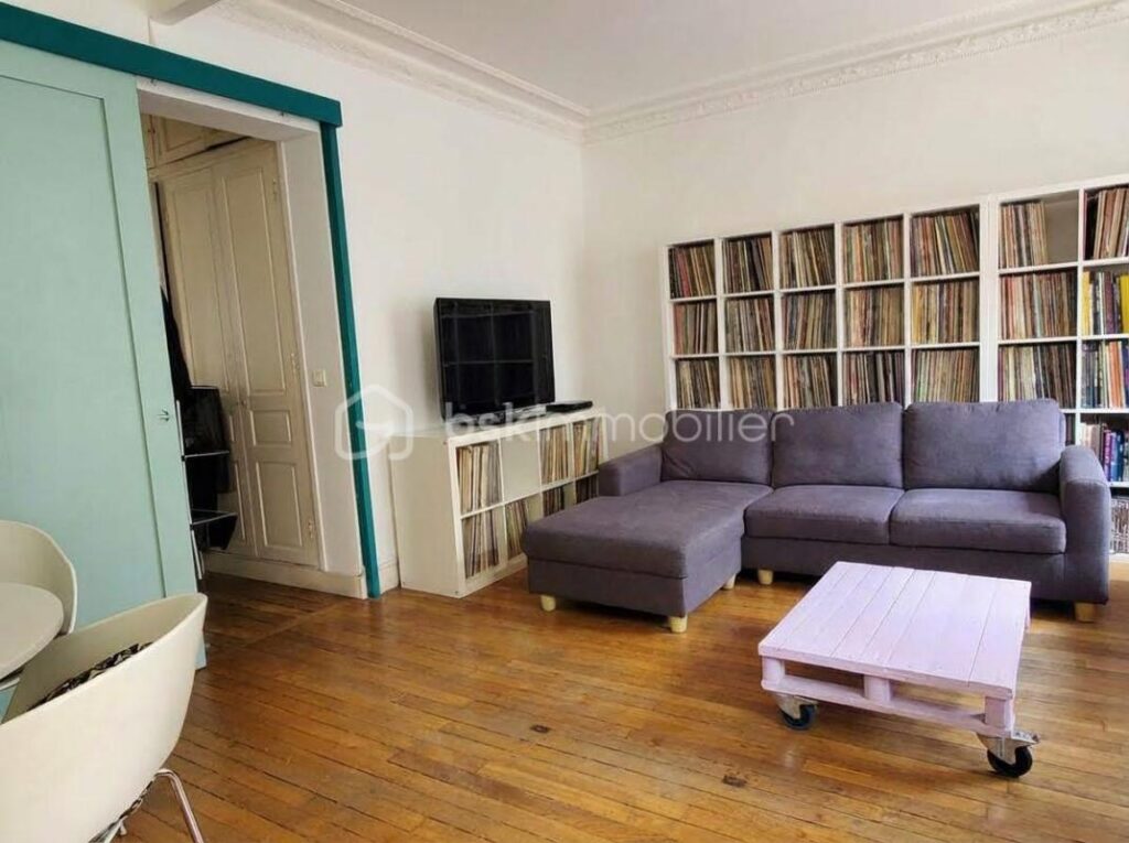 Appartement familial de charme – Boulevard de GRENELLE – 3 pièces – 2 chambres – 71 m²