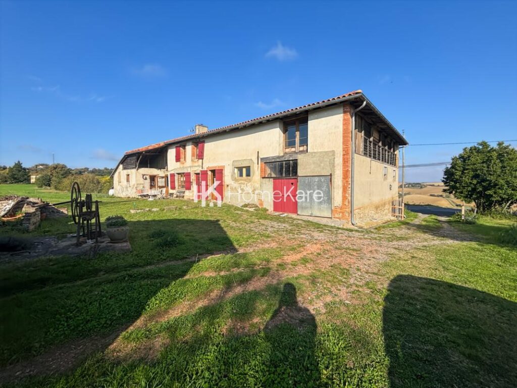 VUE PYRENNEES !!! – 5 pièces – 3 chambres – 197 m²