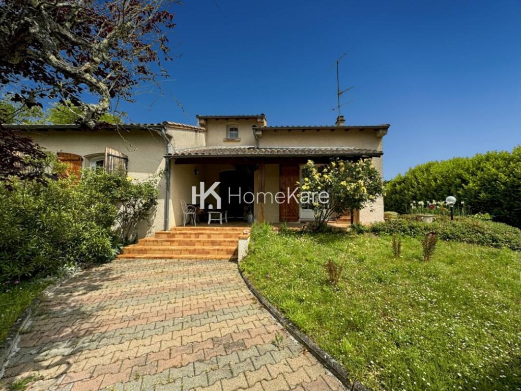 MAISON A HAUT POTENTIEL – 6 pièces – 5 chambres – 140 m²