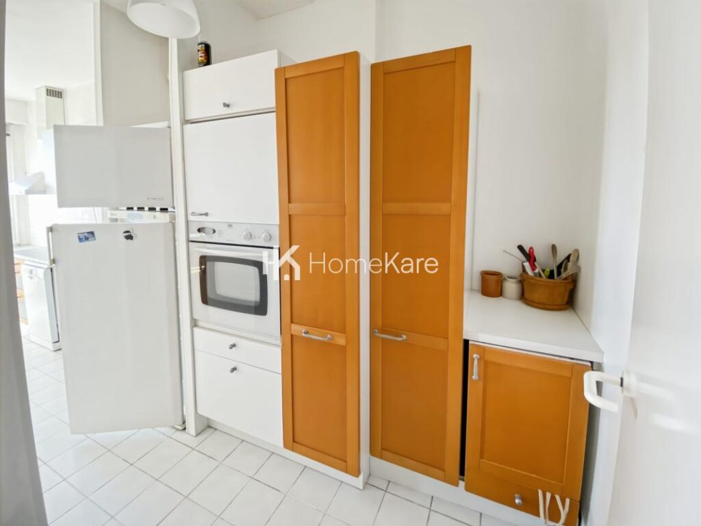 T3 Meublé hypercentre avec parking – 3 pièces – 2 chambres – 83 m²