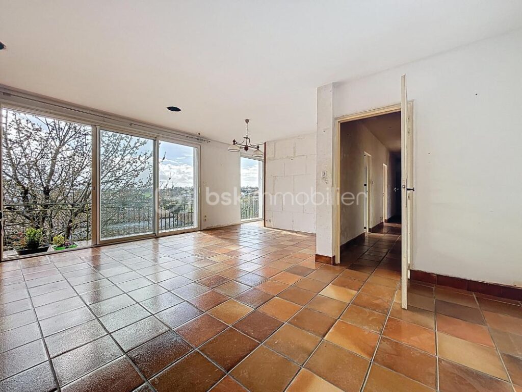 Maison à BRESSUIRE – 5 pièces – 3 chambres – 126 m²