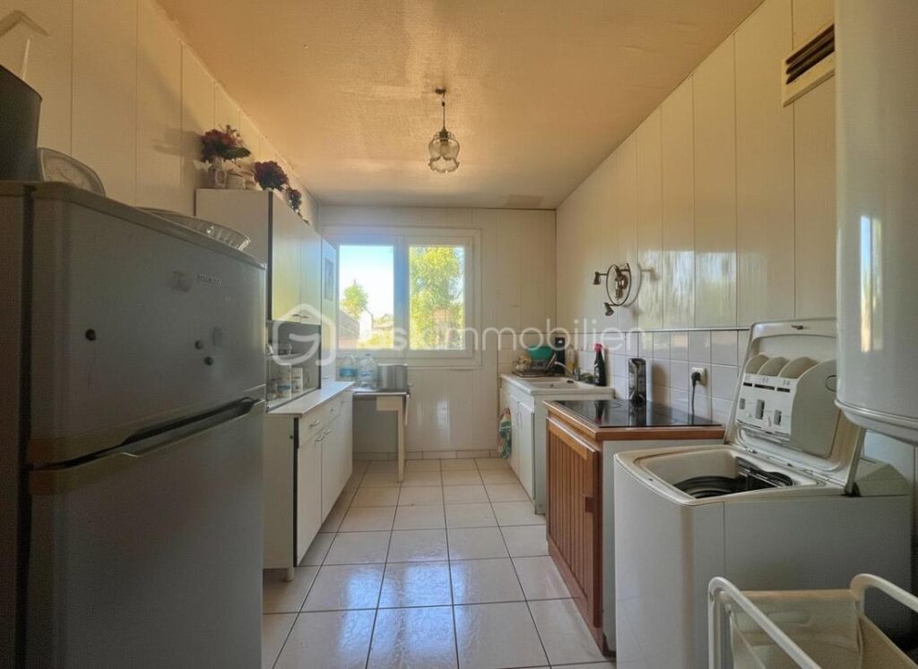 APPARTEMENT 3 PIÈCES – 58 m² + PARKING + CAVE – 3 pièces – 2 chambres – 59 m²