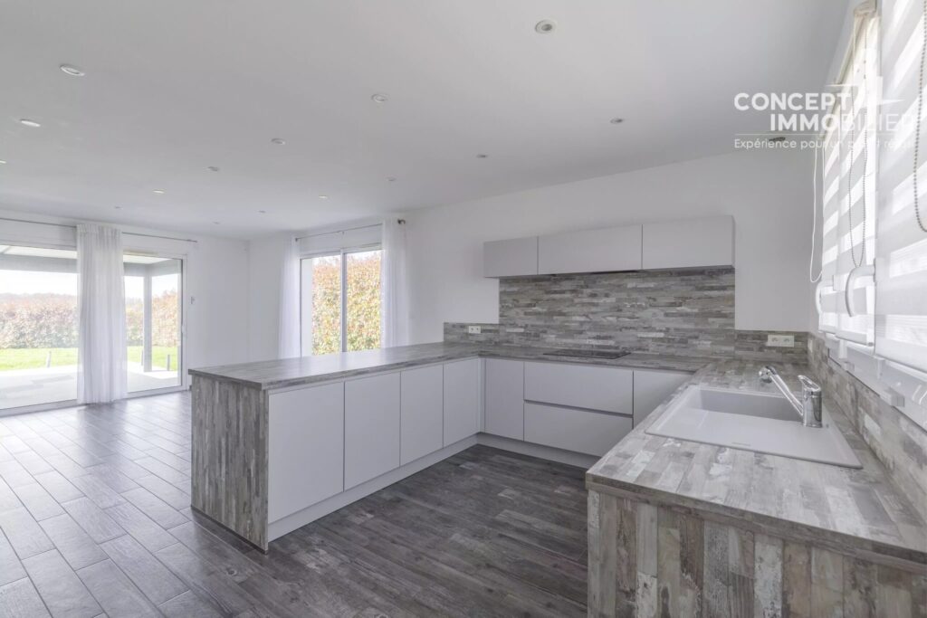 EXCLUSIVITÉ – Maison individuelle plain-pied proche Luxembourg et Belgique – 5 pièces – 3 chambres – 126 m²