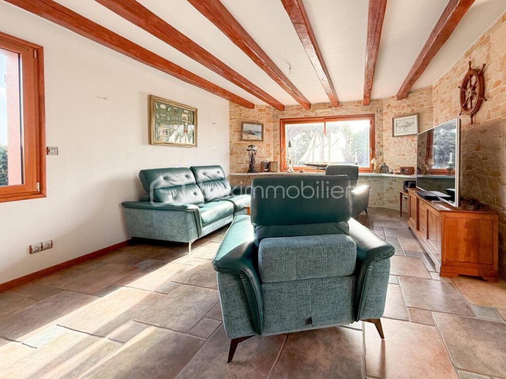 Maison avec vue mer ! – 8 pièces – 5 chambres – 155 m²