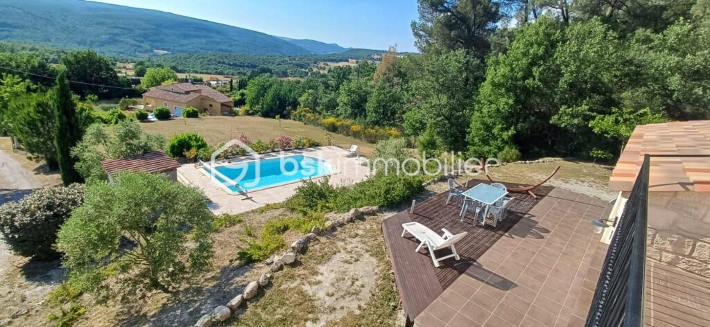 Maison vue dominante (5 chambres, piscine) au calme – 6 pièces – 5 chambres – 180 m²