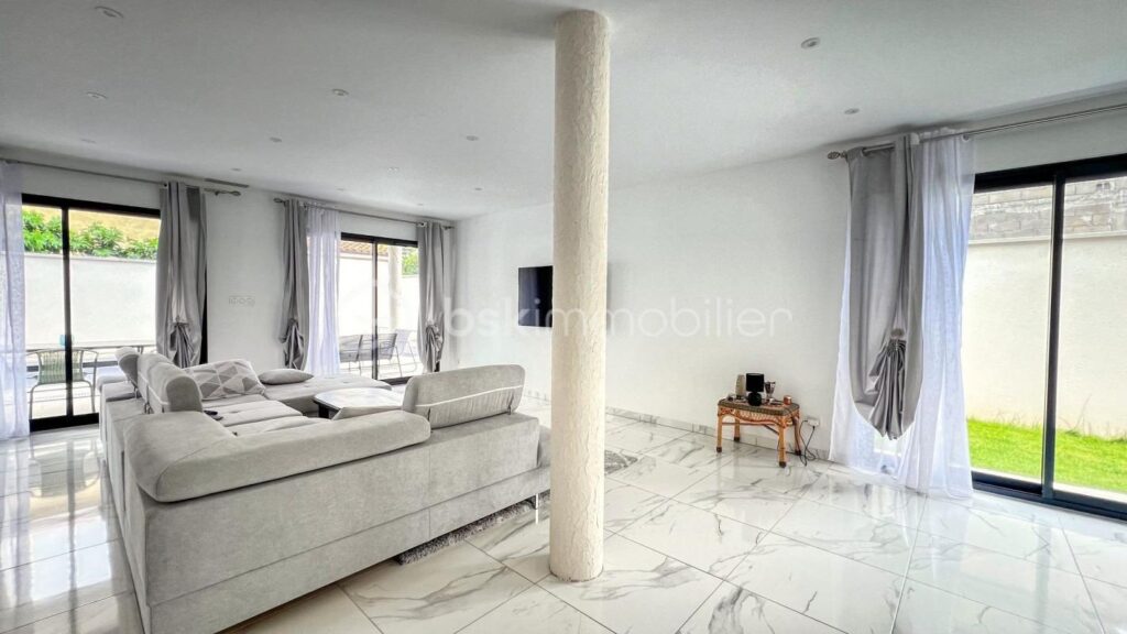 COUP DE COEUR GARANTI ! – 5 pièces – 4 chambres – 163 m²