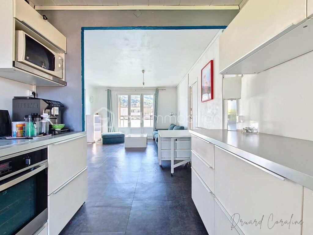 T3 au dernier étage – 3 pièces – 2 chambres – 50 m²