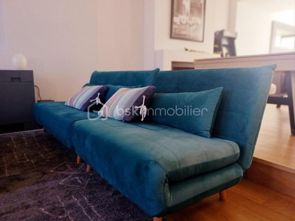 A VENDRE- Propriété bourgeoise d’exception avec Ascenseur, Rooftop, et Vue Panoramique – 10 pièces – 6 chambres – 300 m²