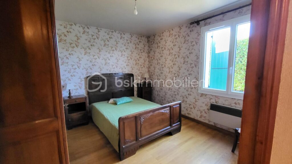 Maison t6 144 m2 avec terrain 6568 m2 – 6 pièces – 4 chambres – 144 m²