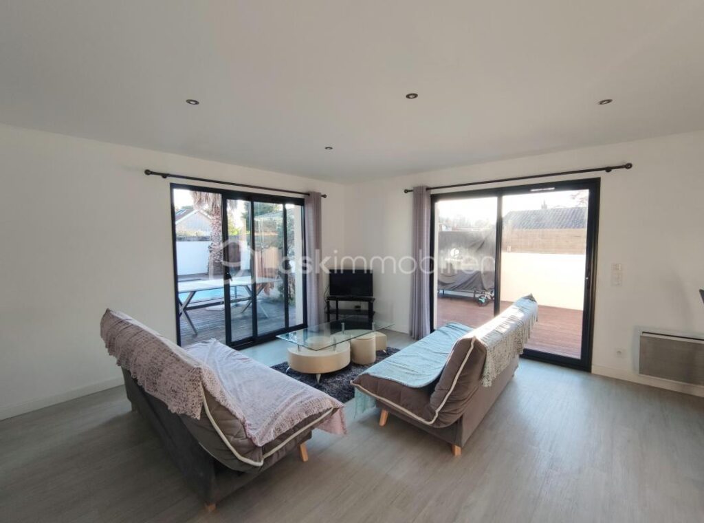 Maison 3 chambres – 4 pièces – 3 chambres – 93 m²