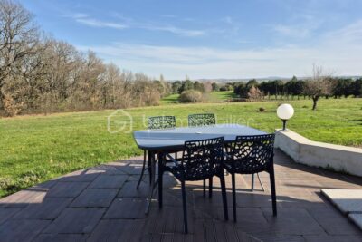 Demeure Contemporaine en campagne 195m² 6.5ha – 8 pièces – 5 chambres – 195 m²