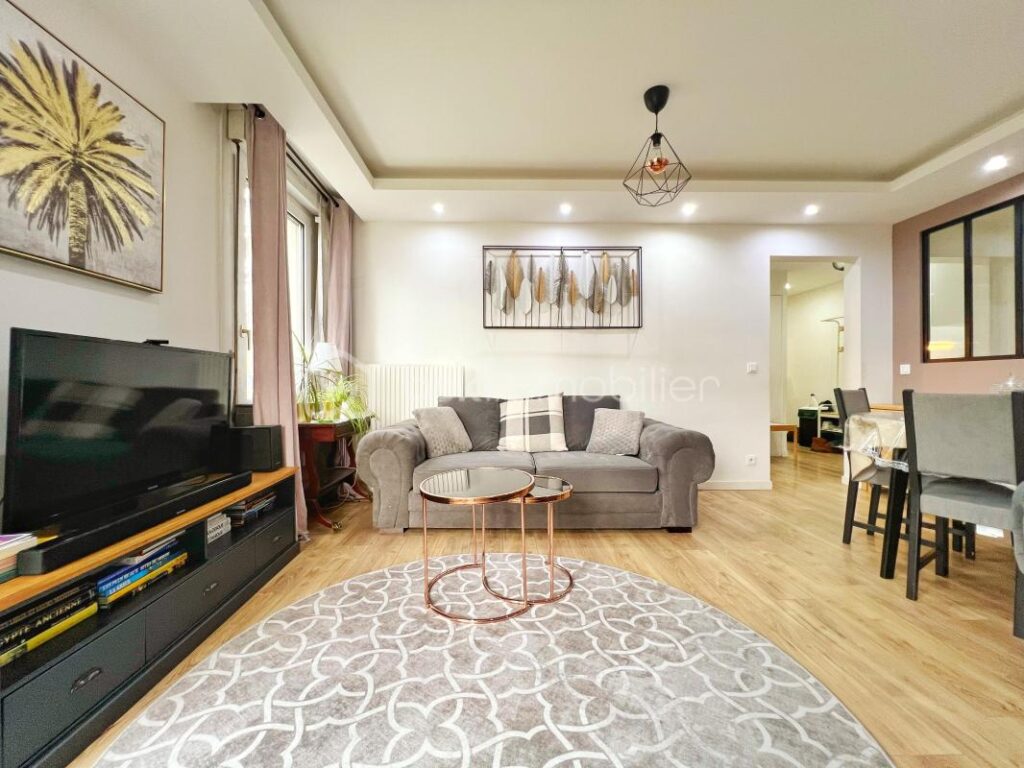 Votre nouveau coup de coeur dans un cadre verdoyant ! – 4 pièces – 3 chambres – 82 m²