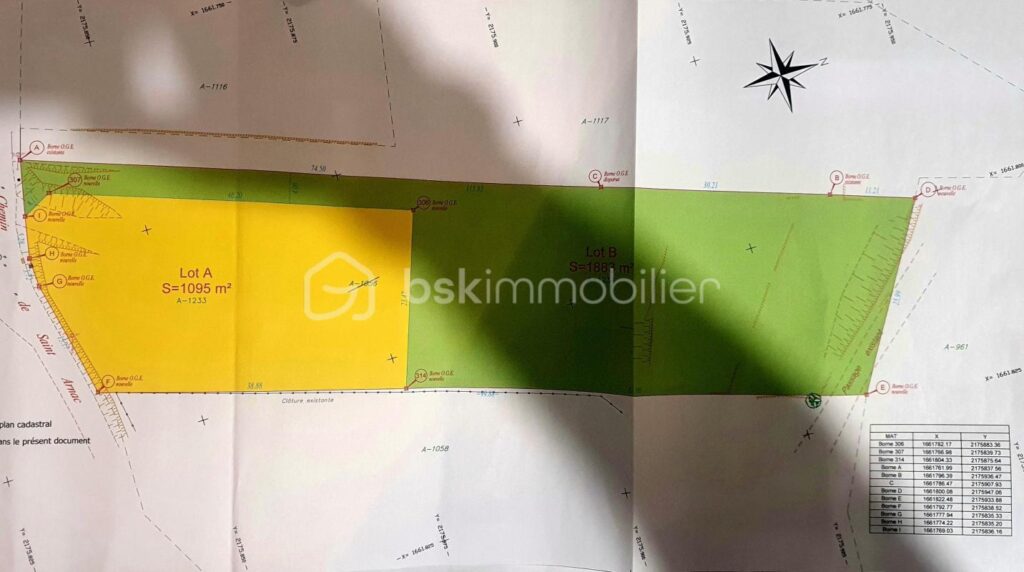 TERRAIN CONSTRUCTIBLE – VIABILISATION EN BORDURE DE TERRAIN – 1883m² – NR pièces – NR chambres – 1883 m²