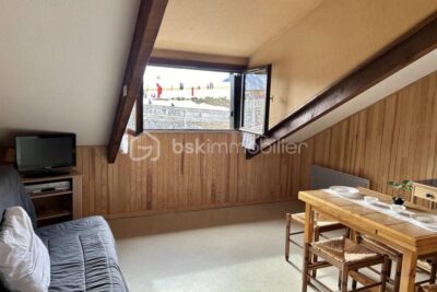 Appartement 2 pièces + place de parking (box) – 2 pièces – 1 chambre – 29 m²