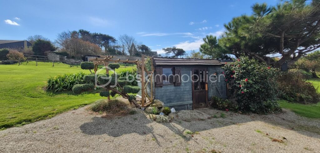 MAISON ET GITES EMPLACEMENT IDEAL! – 7 pièces – 4 chambres – 140 m²