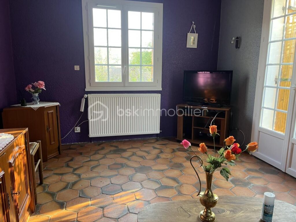 MAISON STYLE PÉRIGOURDINE – 6 pièces – 3 chambres – 119 m²