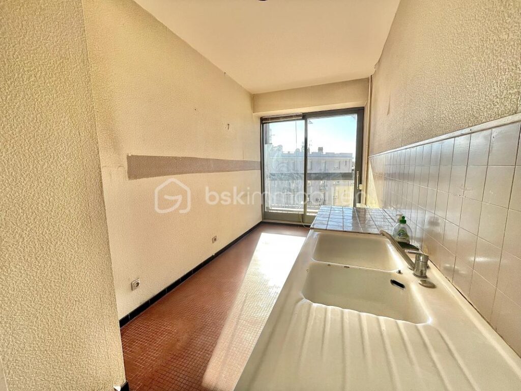Perpignan Résidence ‘ Le Palace’, Appartement T2, Terrasse, Parking et Piscine ! – 2 pièces – 1 chambre – 62 m²