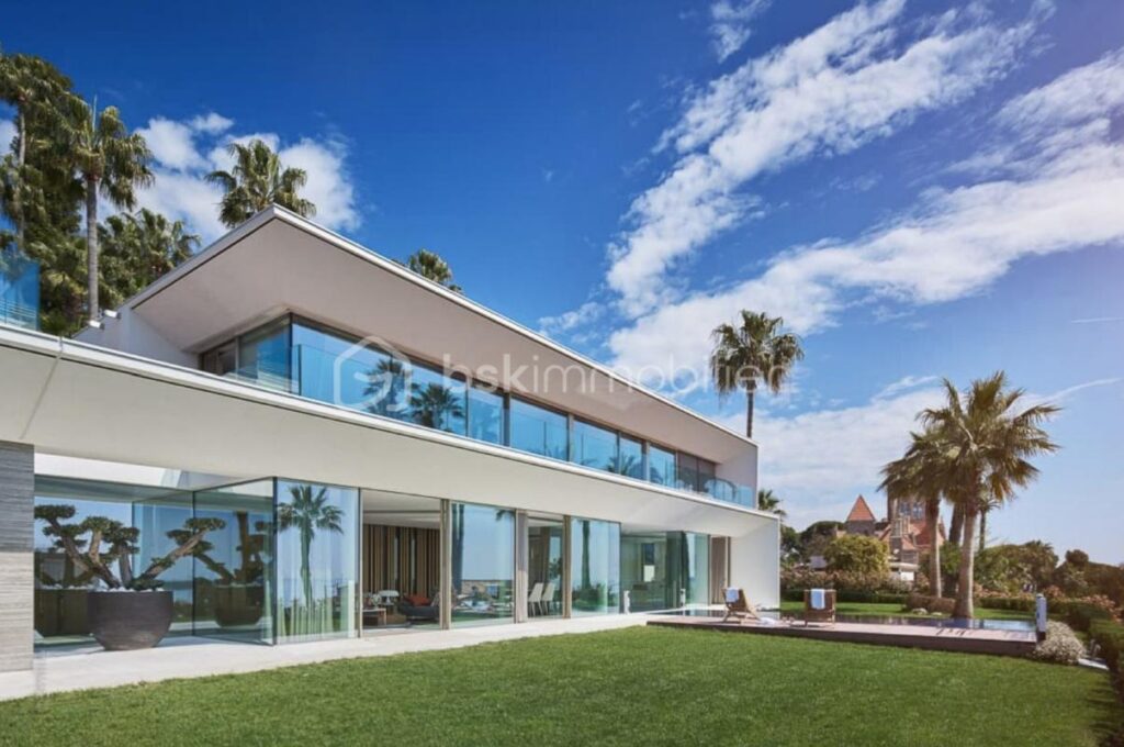 Somptueuse Villa contemporaine avec vue mer panoramique – Domaine privé à Cannes – 7 pièces – 5 chambres – 435 m²