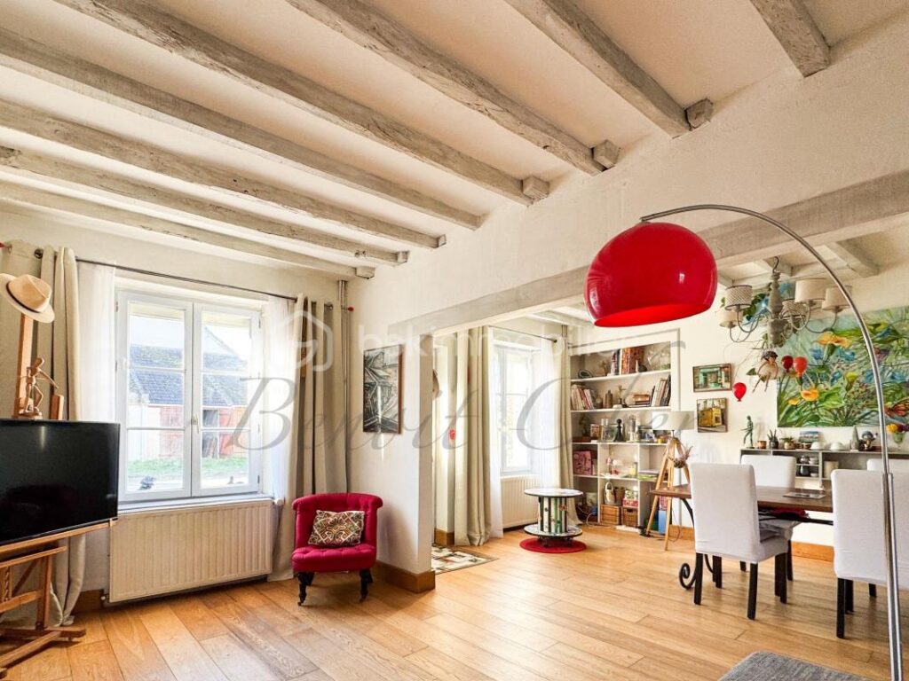 Charmante maison briarde – 6 pièces – 3 chambres – 130 m²