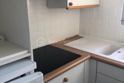 Appartement de 66m² avec balcon de 6m² – 3 pièces – 2 chambres – 65 m²