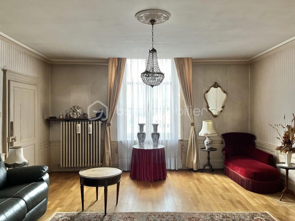 Maison de Maître 600m² 7 chambres – 10 pièces – 7 chambres – 600 m²