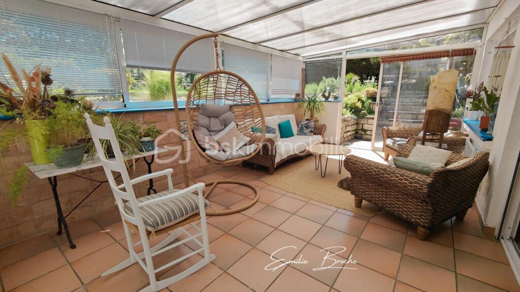 Maison bourgeoise – 10 pièces – 5 chambres – 190 m²