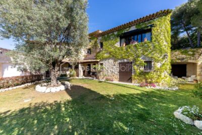 Maison à vendre à Saint paul de vence