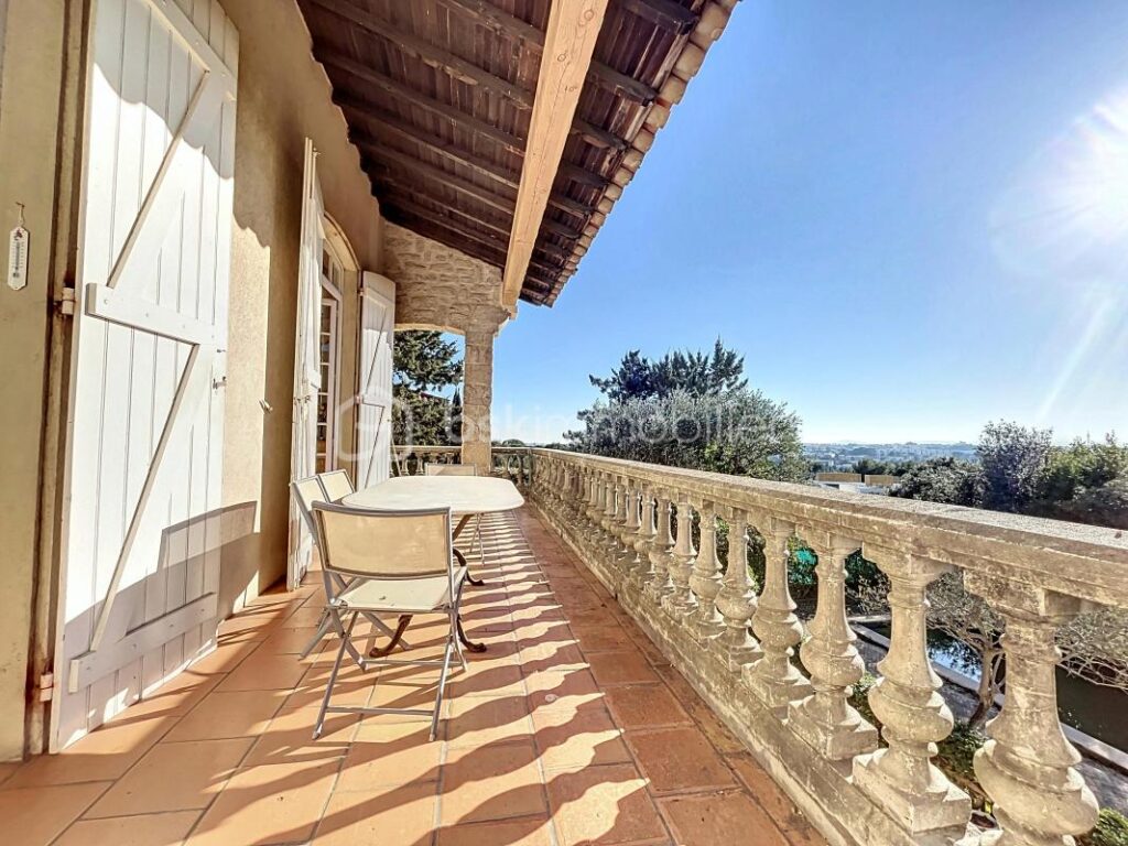 Maison plan des 4 seigneurs – 10 pièces – 6 chambres – 280 m²