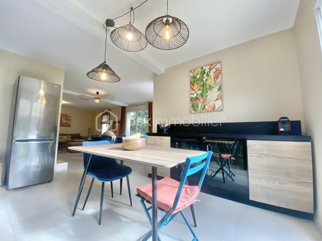 Jolie maison, au calme absolu ! – 4 pièces – 3 chambres – 90 m²