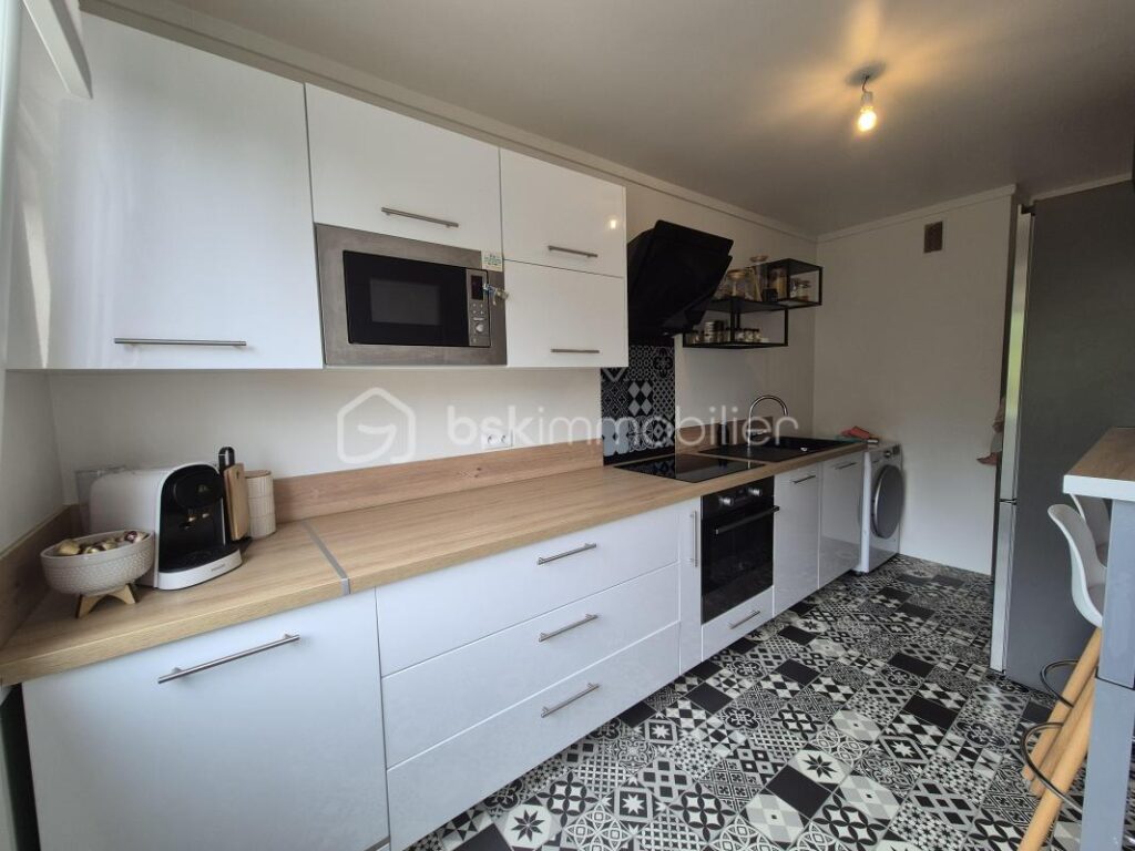 Appartement sur Evry vendu loué !! – 3 pièces – 2 chambres – 63 m²
