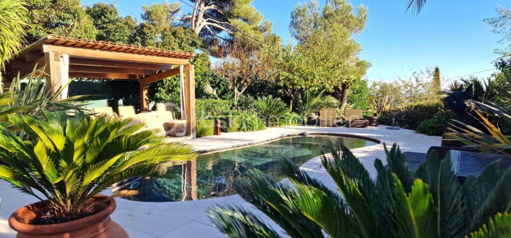 La Turbie Villa d’exception avec vue mer – élégance, confort et raffinement – 6 pièces – 4 chambres – 241 m²