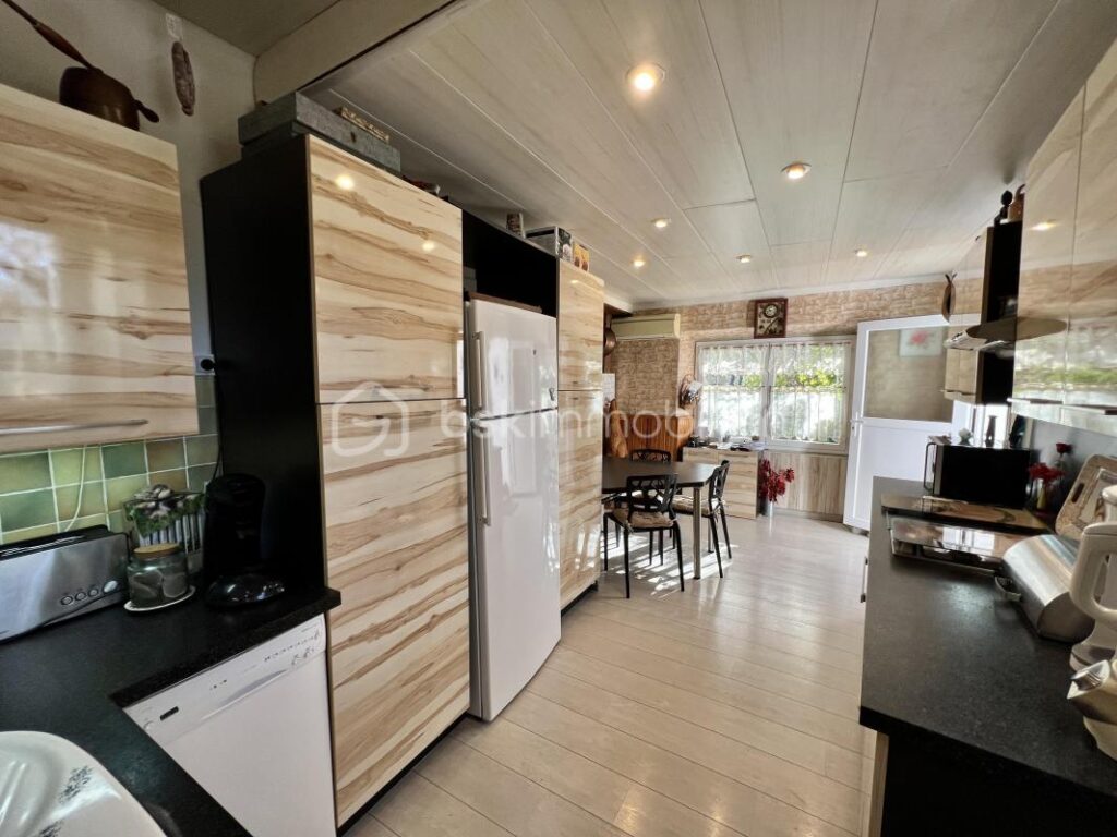 Vente maison de ville – 4 pièces avec terrasse – 4 pièces – 3 chambres – 78 m²