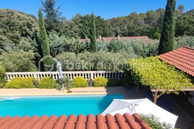 Magnifique Maison 160 m2 piscine – 5 pièces – 3 chambres – 160 m²