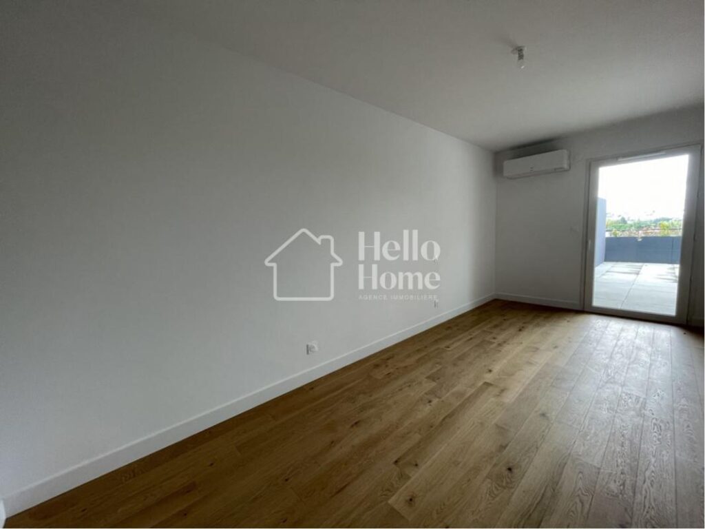 Appartement – 107.7m ² – 4 pièces – 3 chambres – 107 m²