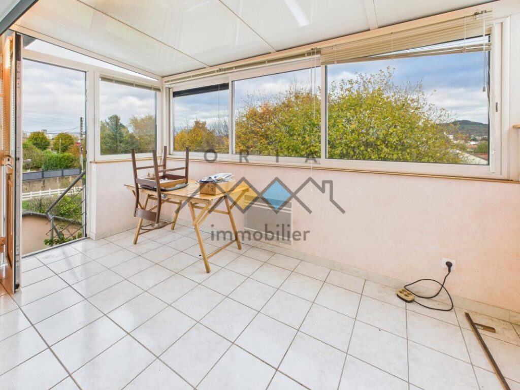 Maison – 5 pièces – 3 chambres – 100 m²