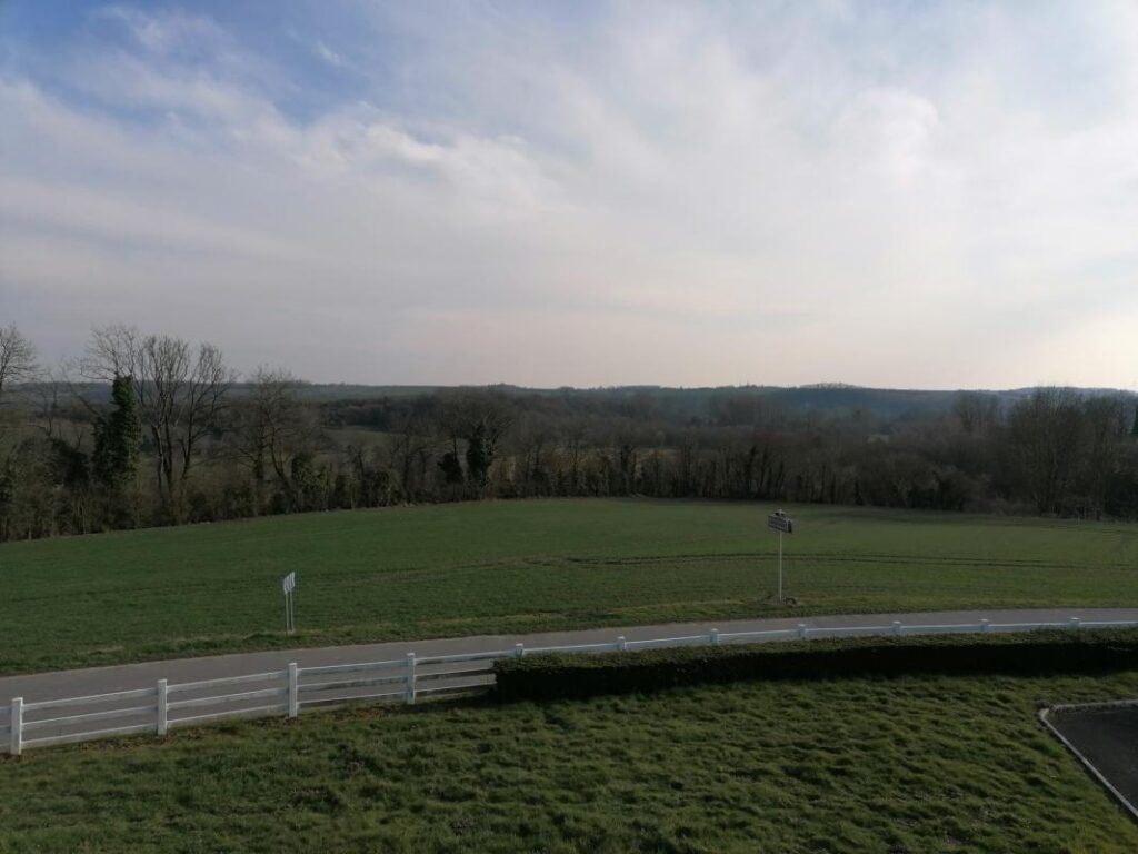 BAISSE DE PRIX ! PAVILLON INDIVIDUEL/CAMPAGNE/ 6 CHAMBRES GRAND VERLY 02 – 8 pièces – 6 chambres – 192 m²