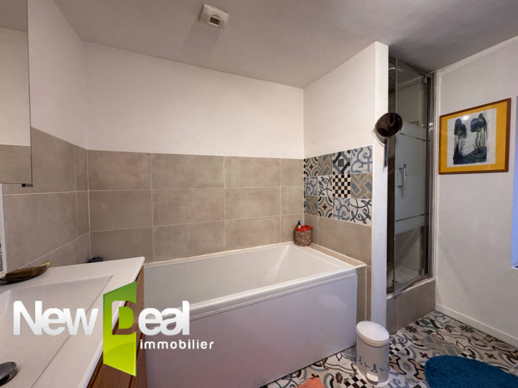 2 CHAMBRES + 1 BUREAU / DEPENDANCES, JARDIN, TERRASSE, POTAGER, MAISON DE RECEPTION – 4 pièces – 2 chambres – 86 m²